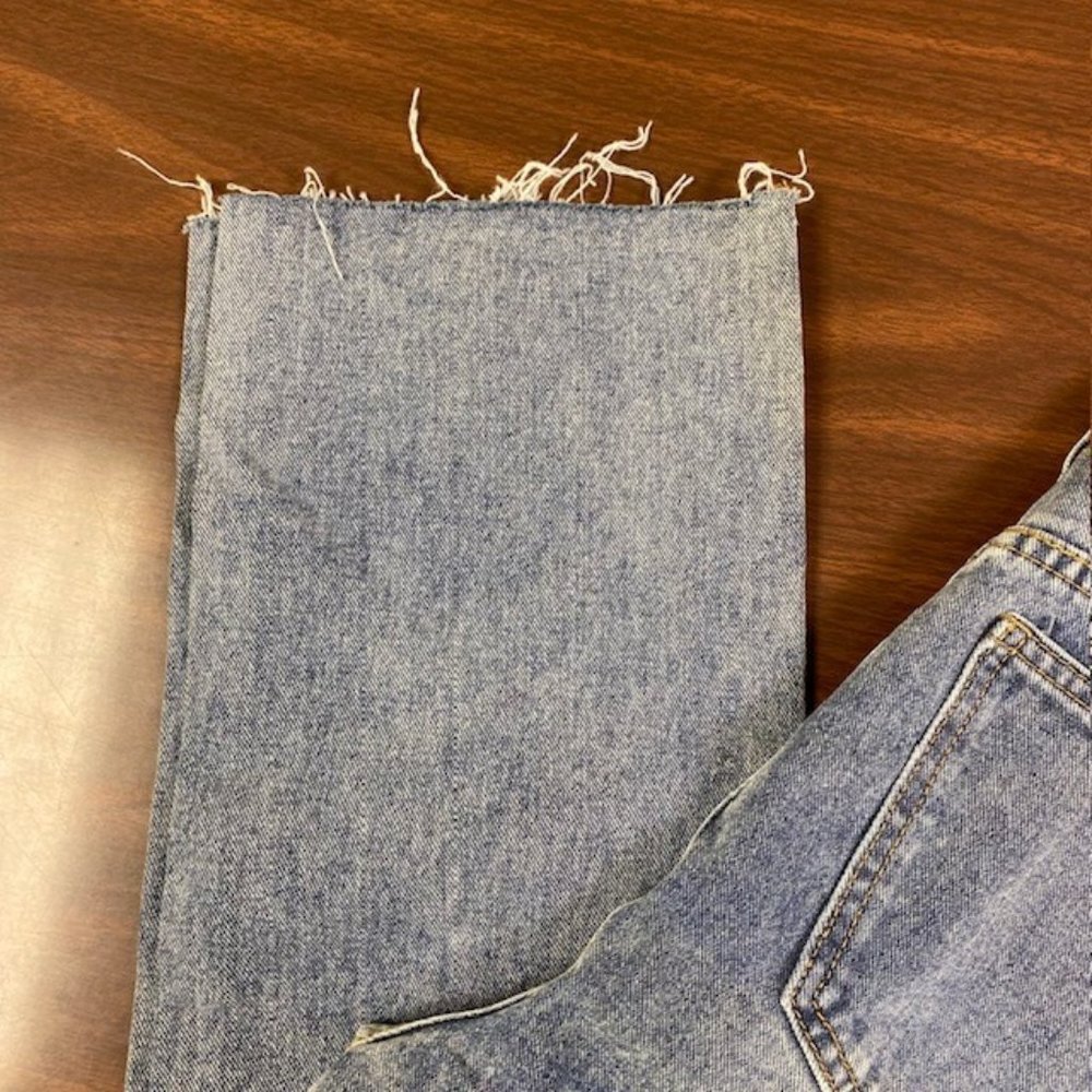 NWT Nasty Gal Distressed To Impress Raw Hem Jeans, Size‎ 6 - Picture 4 of 13
